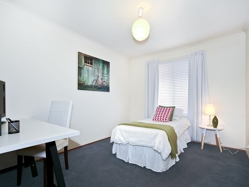 4 Celtic Avenue, Clovelly Park SA 5042