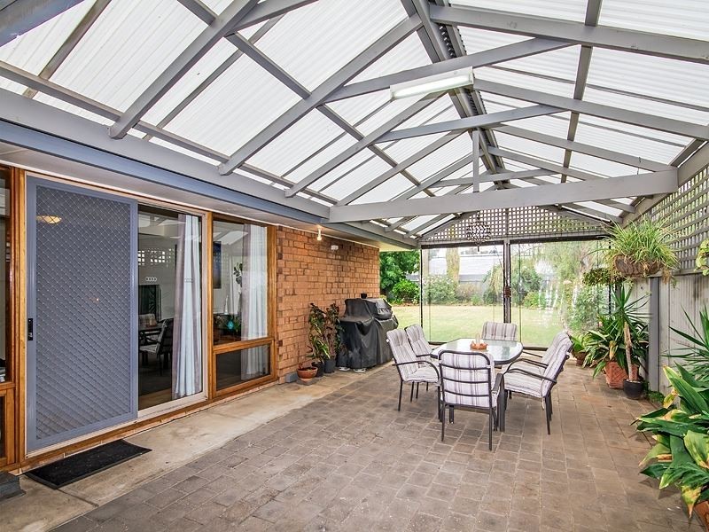 4 Celtic Avenue, Clovelly Park SA 5042