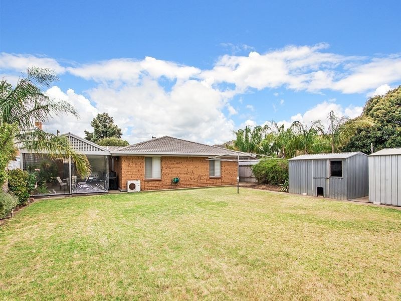 4 Celtic Avenue, Clovelly Park SA 5042