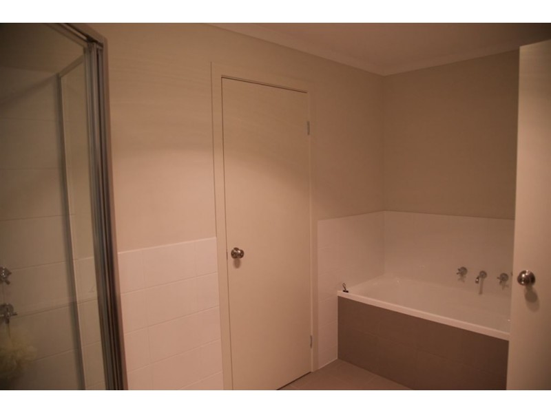 9 Shore Lane, Woodcroft SA 5162