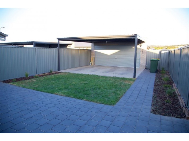 9 Shore Lane, Woodcroft SA 5162