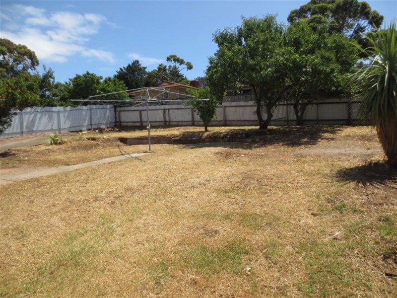 9 Birchenough Road, Huntfield Heights SA 5163