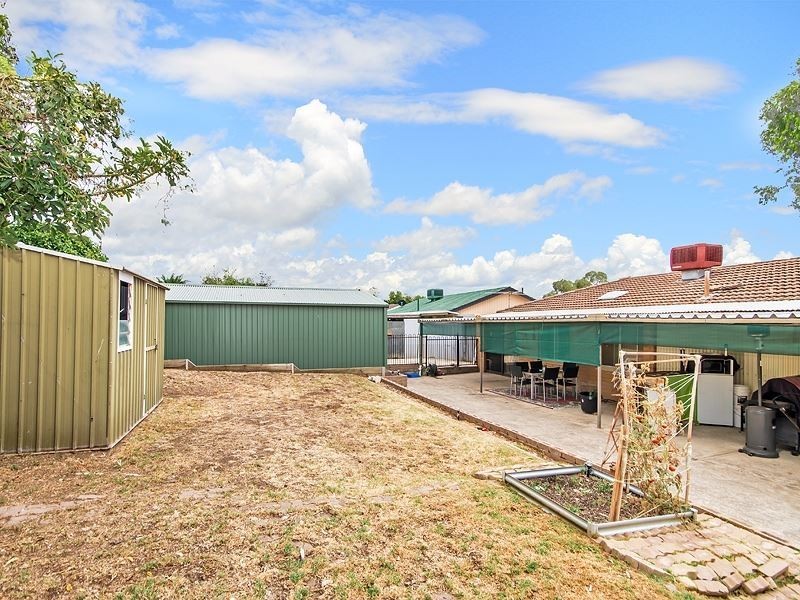 15 James Street, Morphett Vale SA 5162