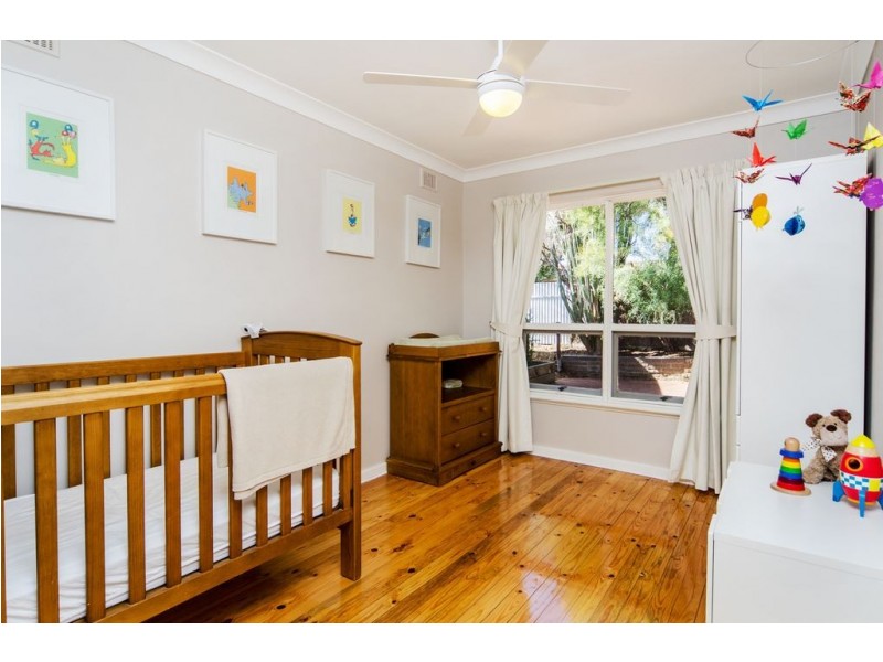 82 Scenic Way, Hackham SA 5163