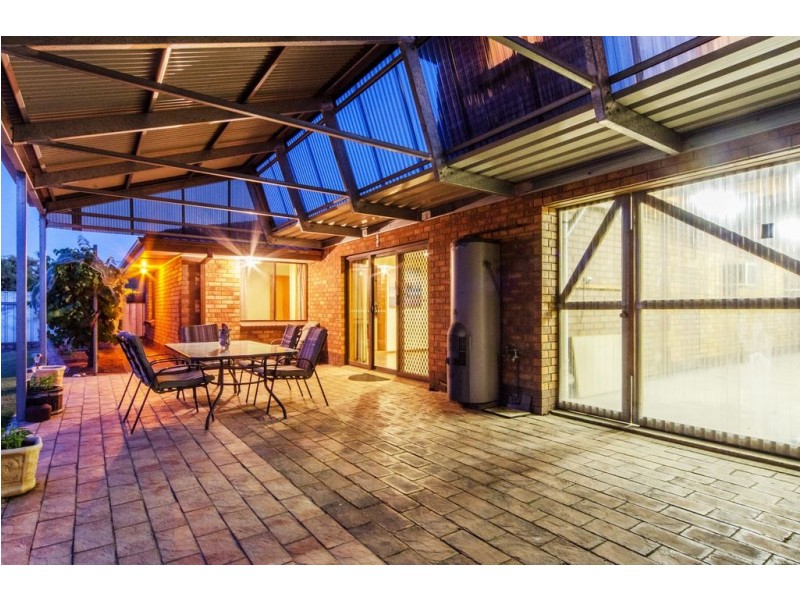 23 Robertson Road, Seaford SA 5169