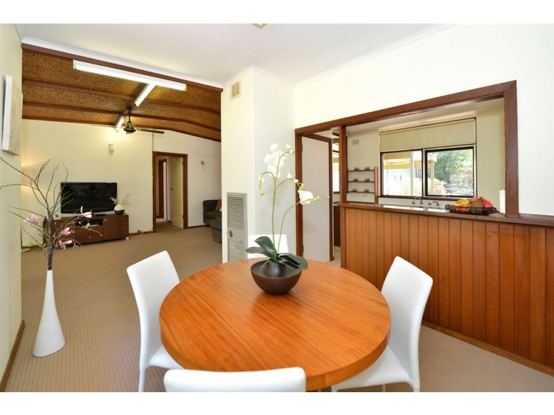 2 Ewers Avenue, Coromandel Valley SA 5051