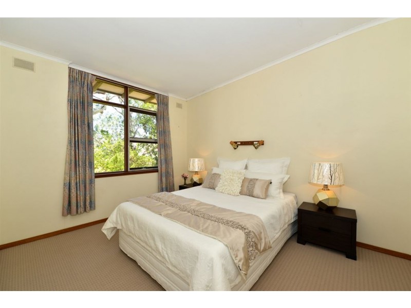 2 Ewers Avenue, Coromandel Valley SA 5051