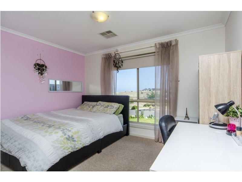 60 Serafino Drive, Noarlunga Downs SA 5168