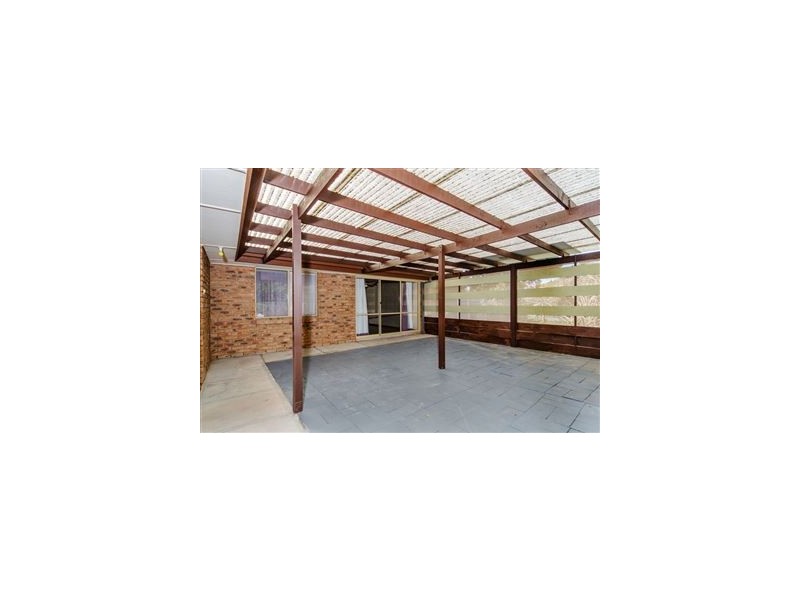 10 Frenshams Drive, Woodcroft SA 5162
