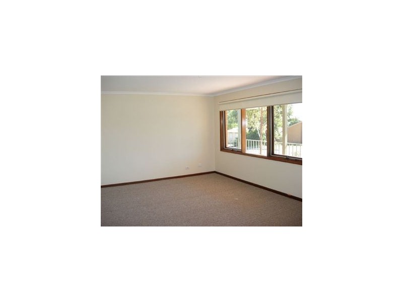 6 Poznan Crescent, Hackham West SA 5163