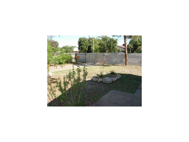 6 Poznan Crescent, Hackham West SA 5163