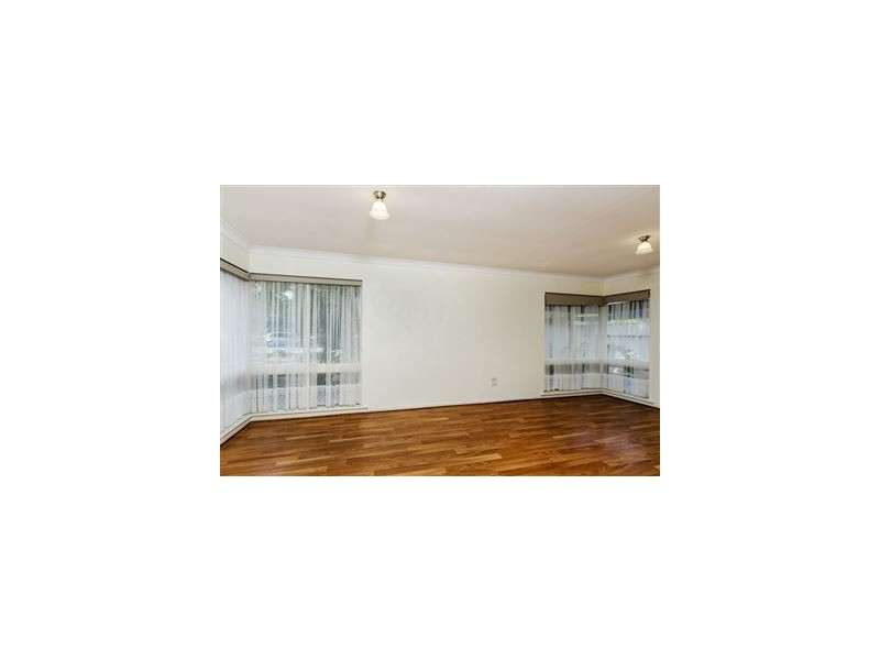 34 Liza Road, Happy Valley SA 5159