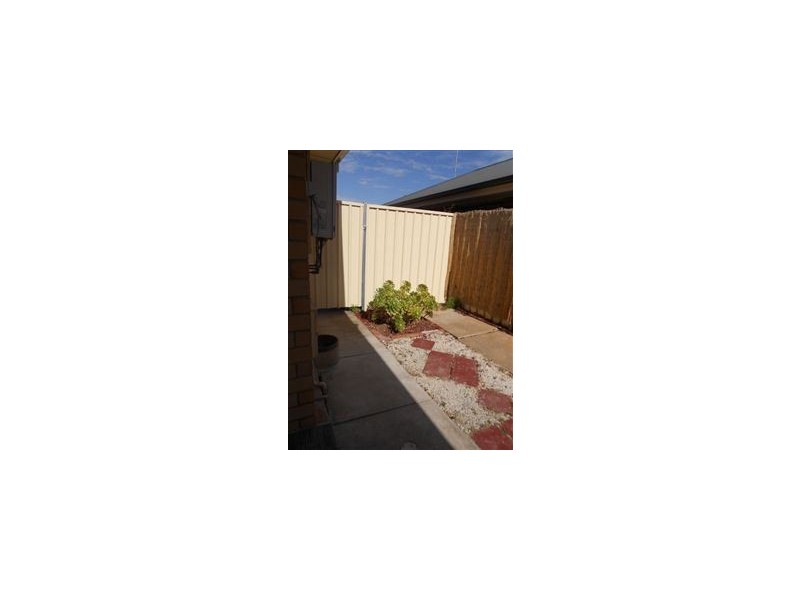 2/9 Kelvin Road, Warradale SA 5046