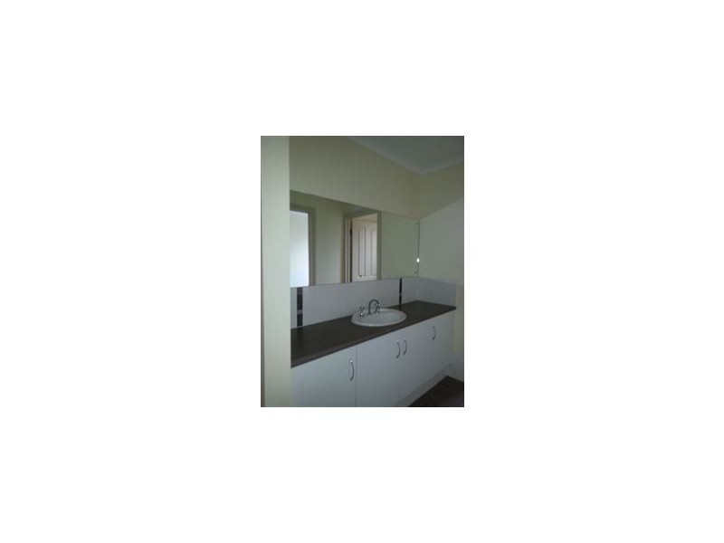 6 Bond Street, Mclaren Vale SA 5171