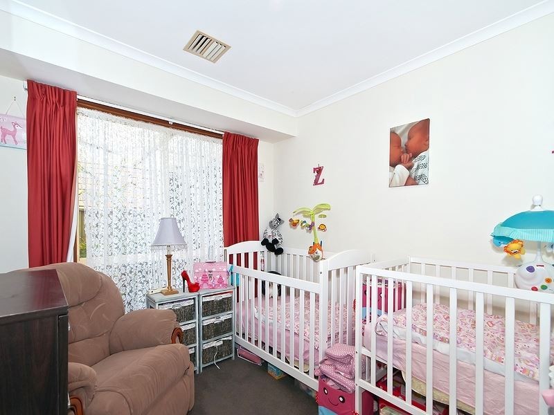 16 Middlebrook Court, Woodcroft SA 5162