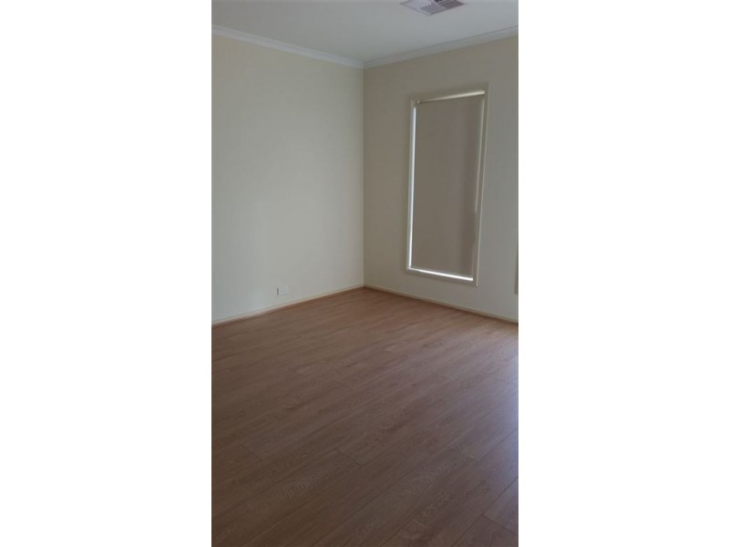 22 Sunrise Drive, Woodcroft SA 5162