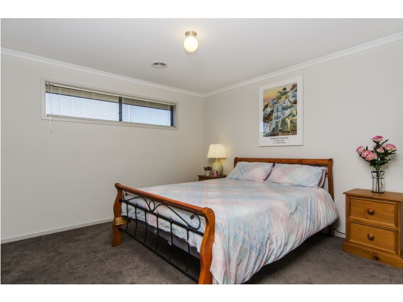 24 Orbit Court, Woodcroft SA 5162