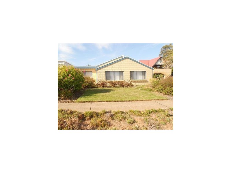 18 Clement Terrace, Christies Beach SA 5165