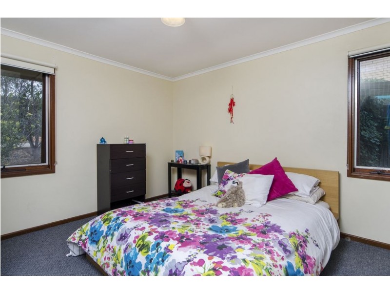22 Buenavista Crescent, Hackham West SA 5163
