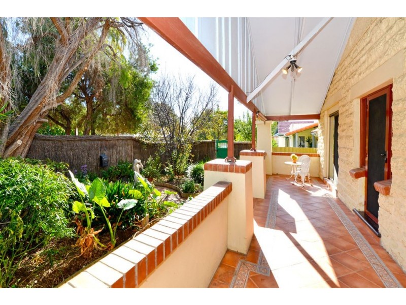 31 Waratah Street, Seacliff SA 5049