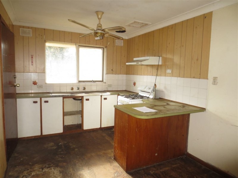 19 Midhurst Avenue, Christie Downs SA 5164