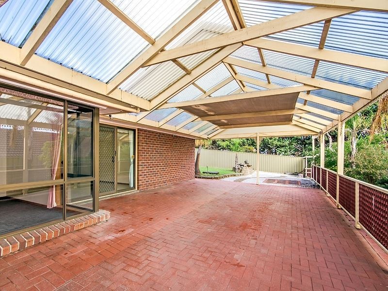 8 Farnsworth Drive, Morphett Vale SA 5162