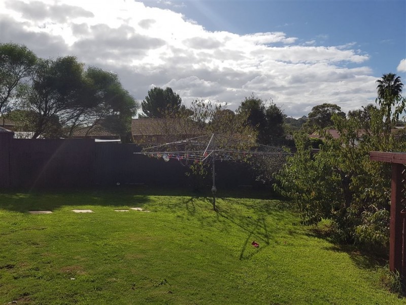 42 Kathryn Drive, Morphett Vale SA 5162