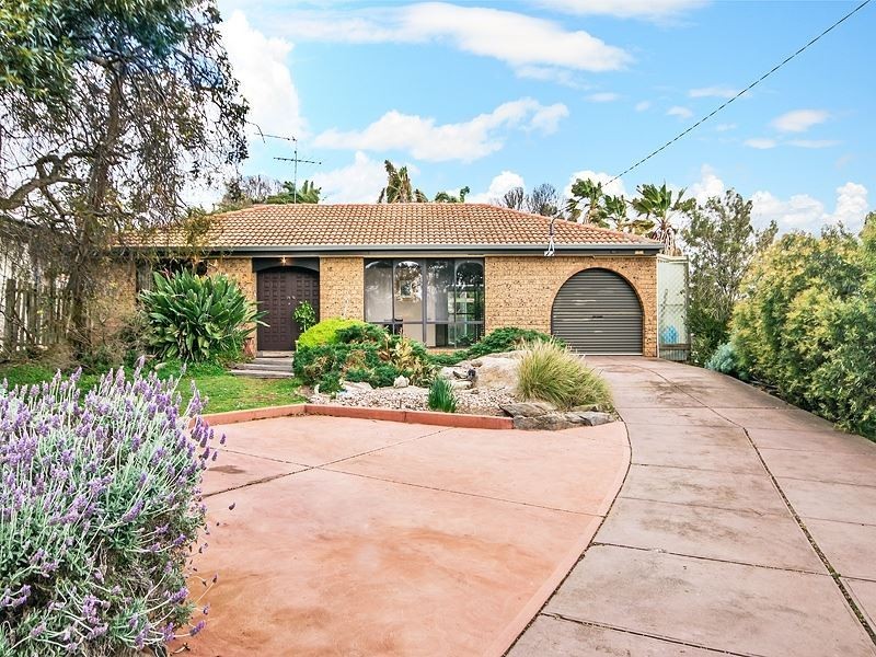 33 Kurnabinna Terrace, Hallett Cove SA 5158