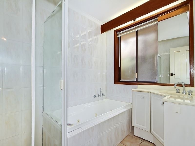 33 Kurnabinna Terrace, Hallett Cove SA 5158