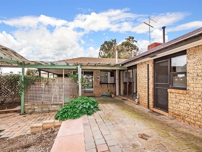 33 Kurnabinna Terrace, Hallett Cove SA 5158
