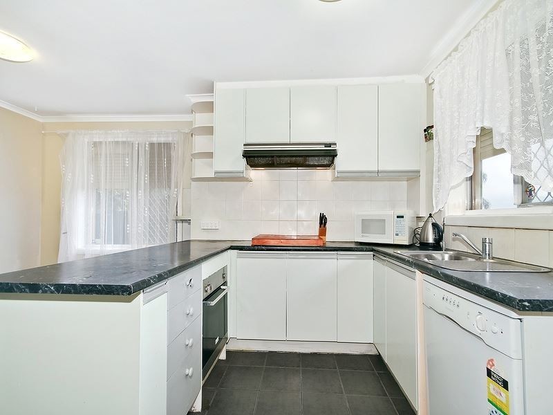 4 James Street, Morphett Vale SA 5162