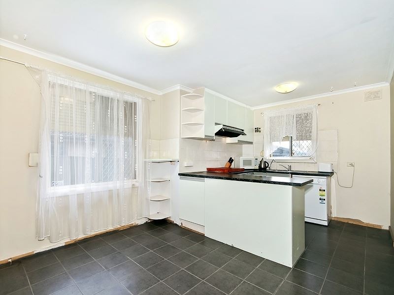 4 James Street, Morphett Vale SA 5162