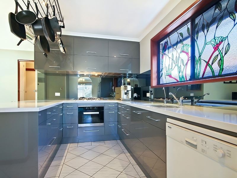 28 Derek Crescent, Morphett Vale SA 5162