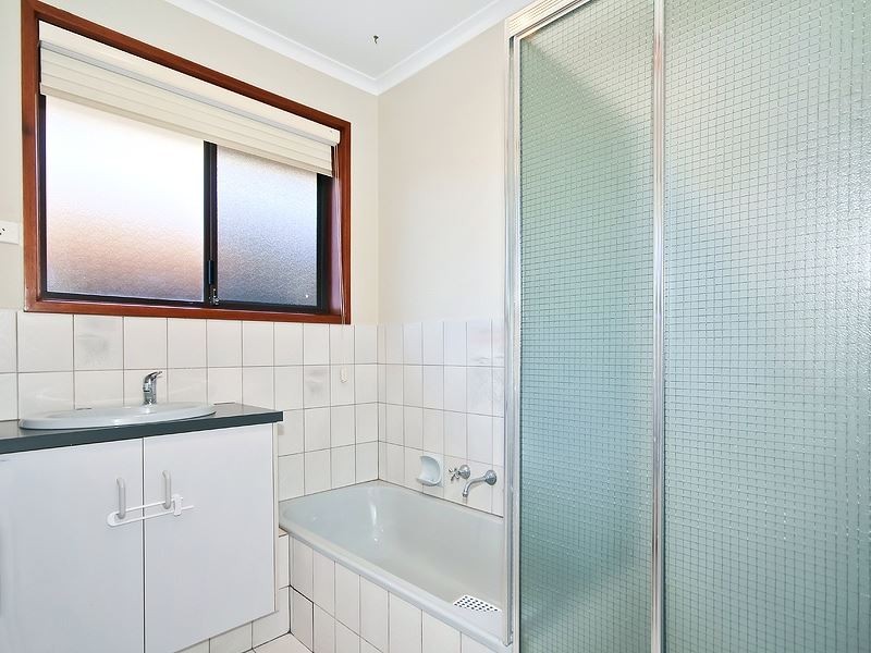 28 Derek Crescent, Morphett Vale SA 5162