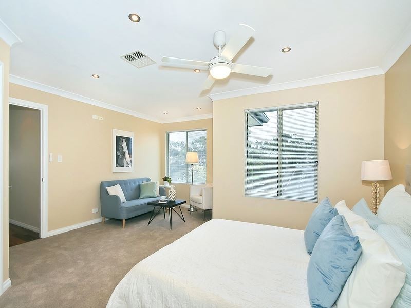 69 Collins Parade, Hackham SA 5163