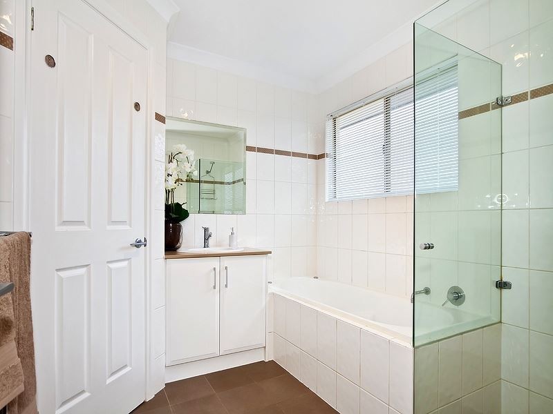 69 Collins Parade, Hackham SA 5163