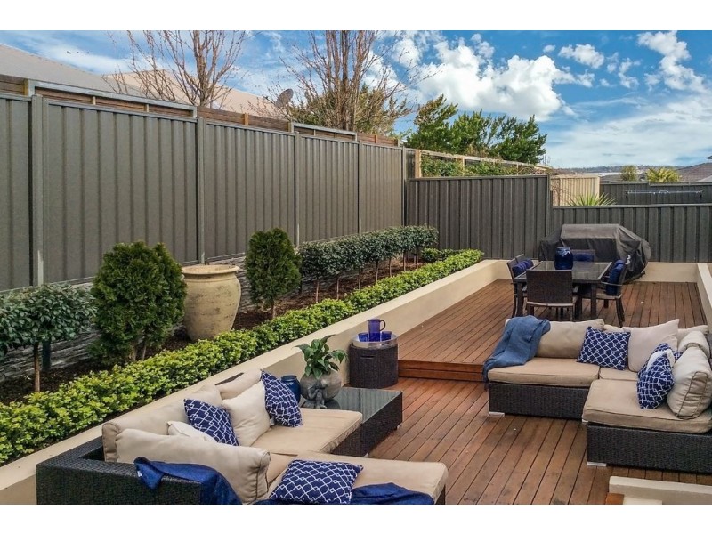 16 Woods View, Craigburn Farm SA 5051