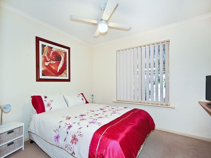 35 Horseshoe Drive, Woodcroft SA 5162