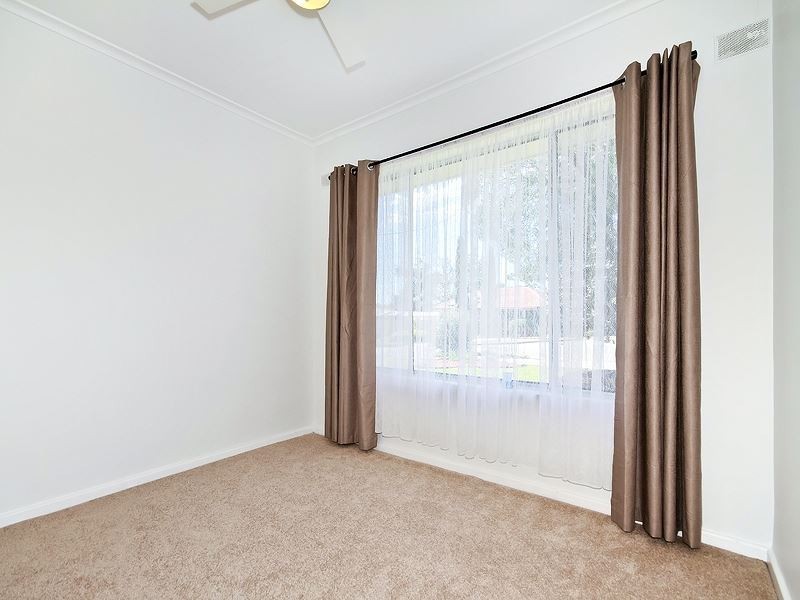 6 Chetnell Court, Morphett Vale SA 5162