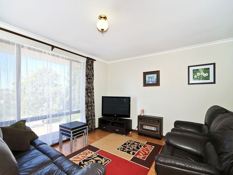 27 Roopena Street, O’sullivan Beach SA 5166