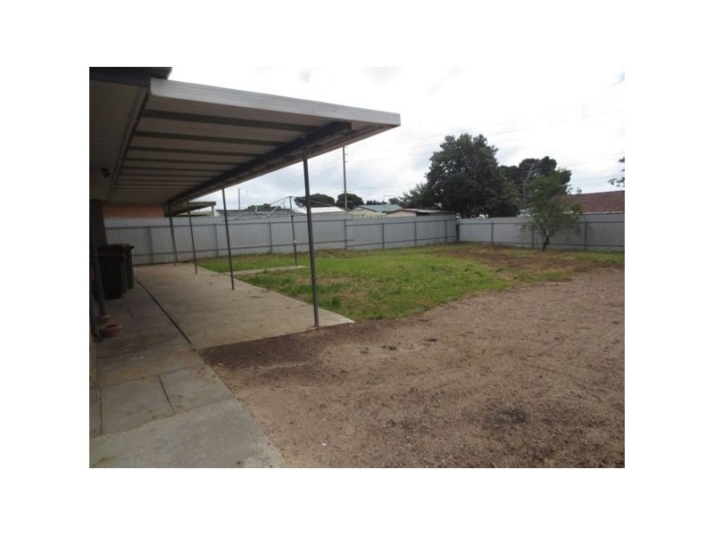 25 Graham Avenue, Hackham SA 5163