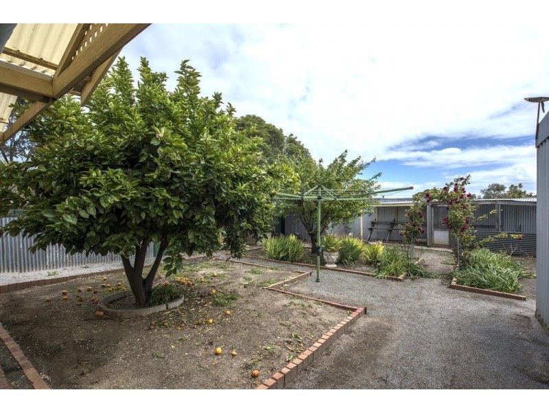 5 Ellis Avenue, Morphett Vale SA 5162