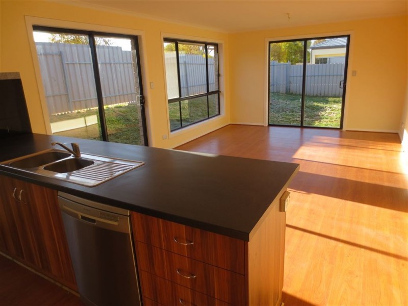 30 Quinn Street, Christie Downs SA 5164