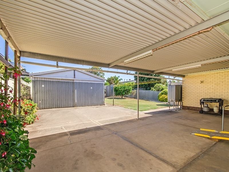 35 Penzance Avenue, Christies Beach SA 5165
