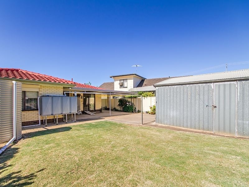 35 Penzance Avenue, Christies Beach SA 5165
