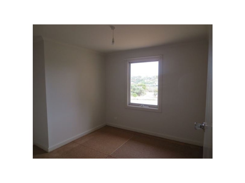 8 Eugene Crescent, Christie Downs SA 5164