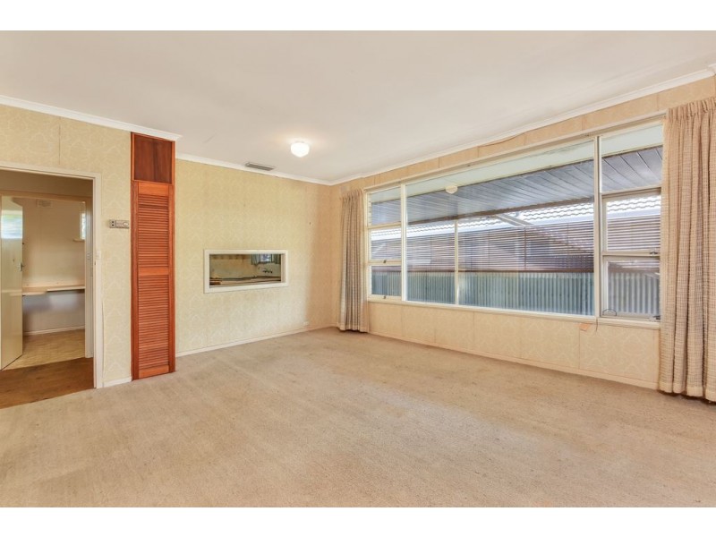 11 Hinkley Road, Morphett Vale SA 5162