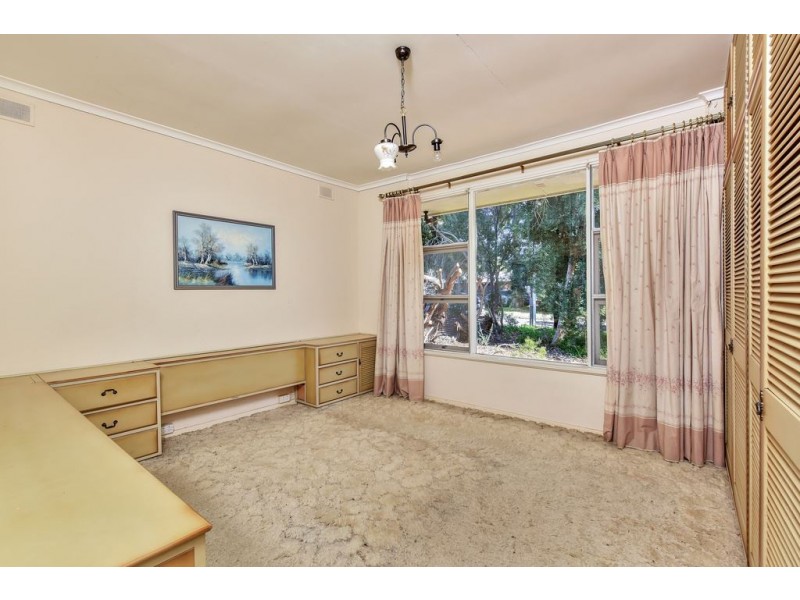 11 Hinkley Road, Morphett Vale SA 5162