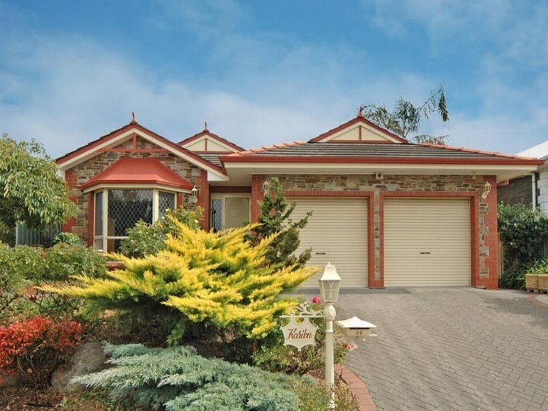 14 Cranbourne Drive, O’halloran Hill SA 5158