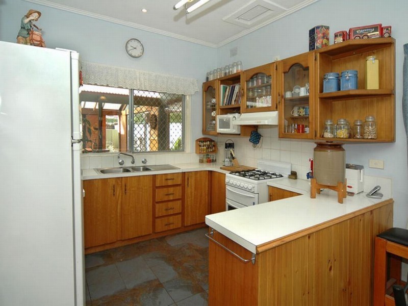 10 Roeder Crescent, Port Noarlunga SA 5167